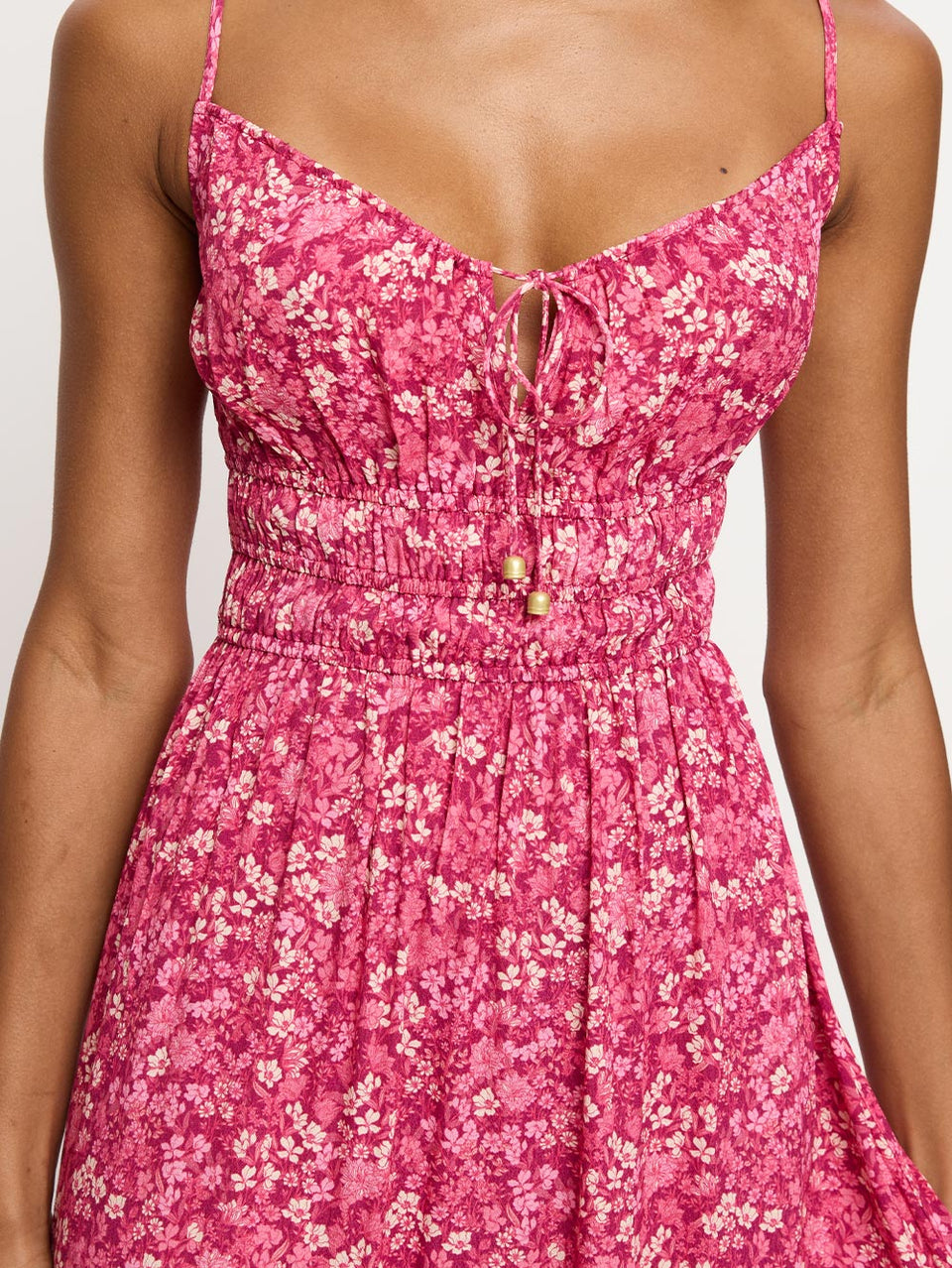 Tamara Strappy Midi Dress KIVARI | Model wears pink floral midi dress detail