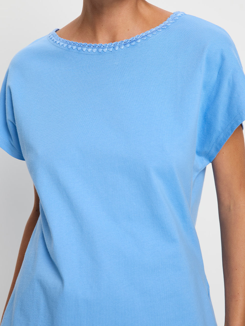 Thea Tee - Blue