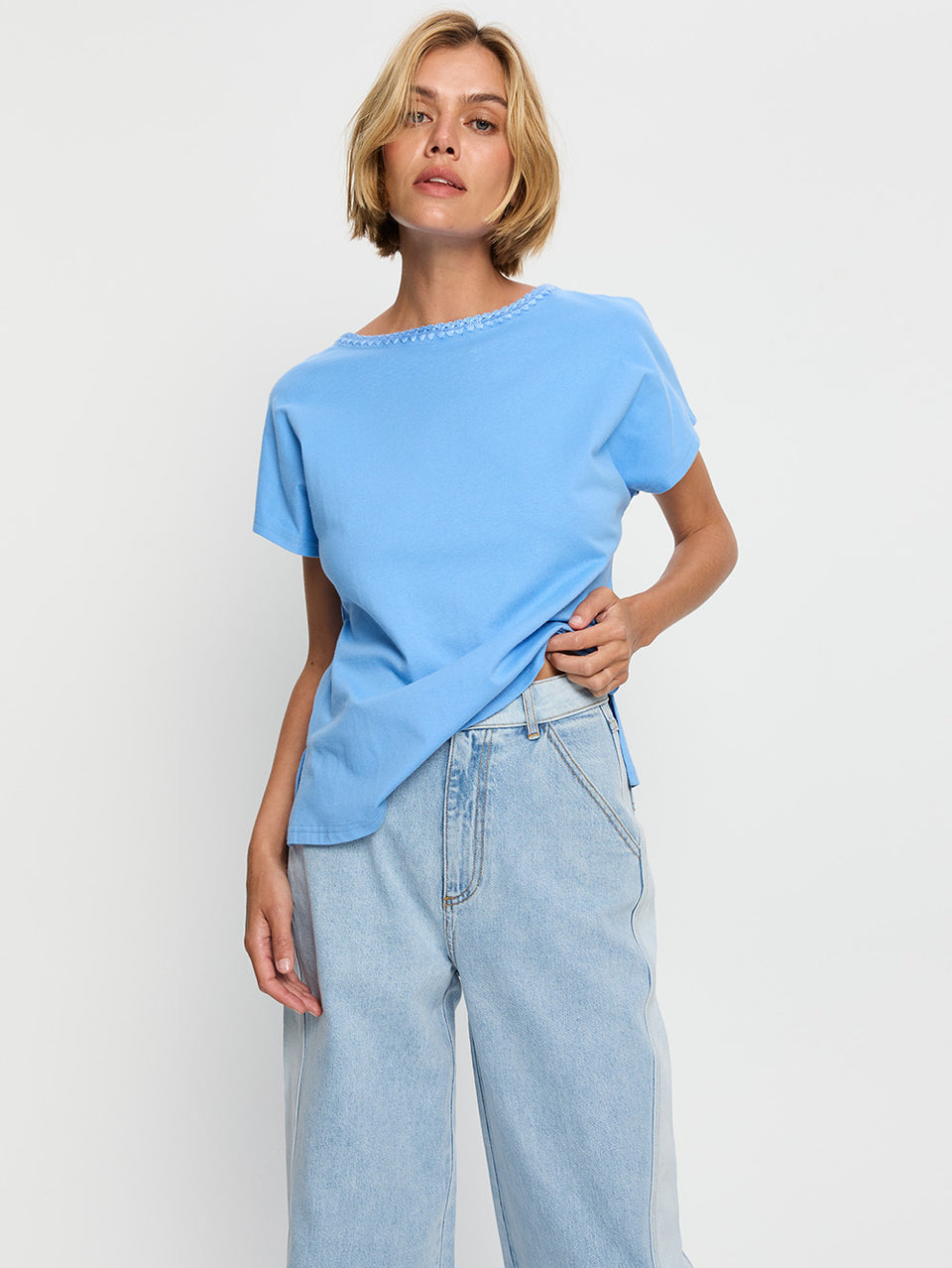 Thea Tee - Blue